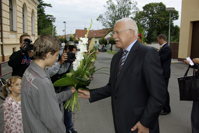 Václav Klaus v Sadské 2007 (01)